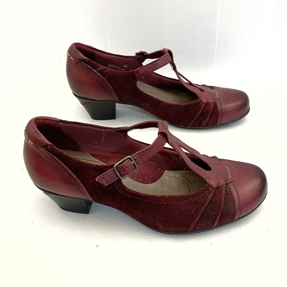 Earth Shoes • Wanderlust Rosewood Cap Toe t strap Heel Pump Red Leather • 8B - Picture 6 of 9